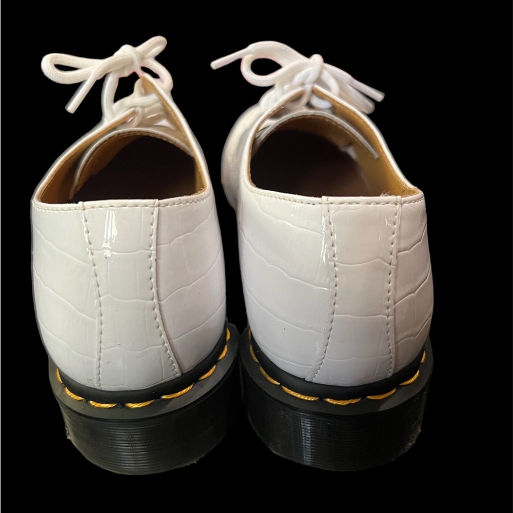EUC White Croc Doc Martens - Picture 3 of 6